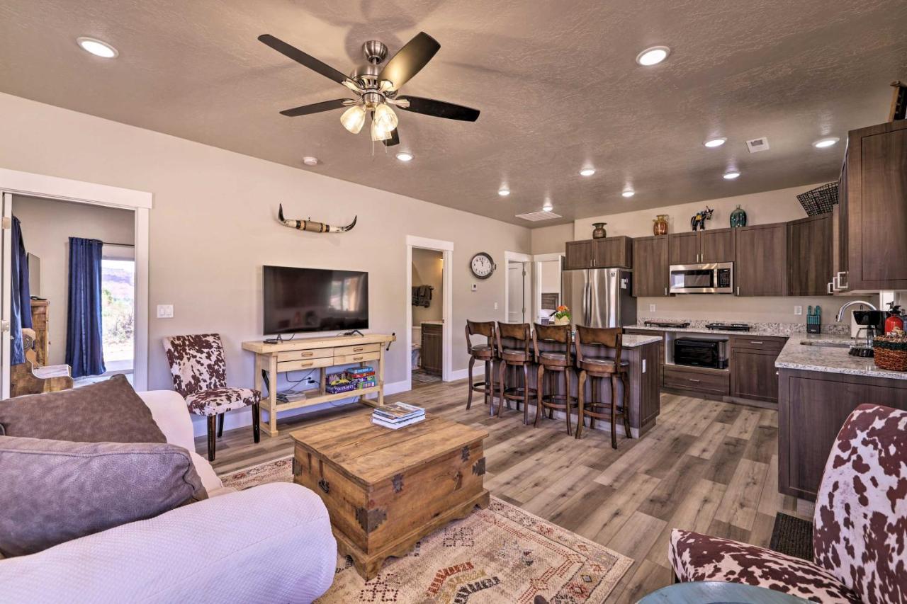 Quiet Kanab Home With Panoramic Views And Porch! Екстериор снимка